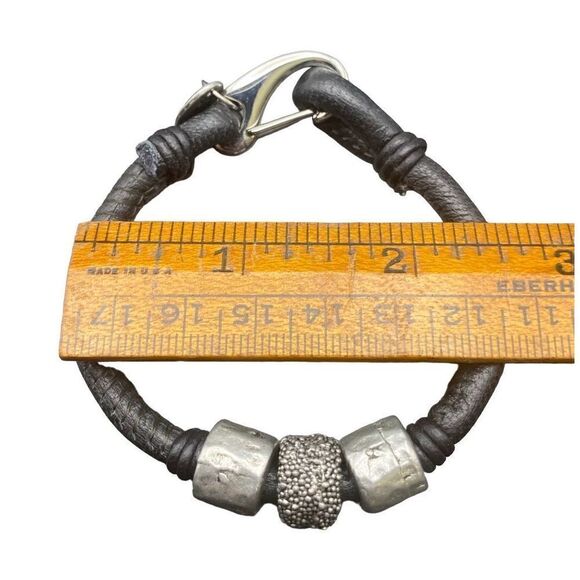 Lizzy James black leather and three silver beaded bracelet with hook clasp - Picture 4 of 7